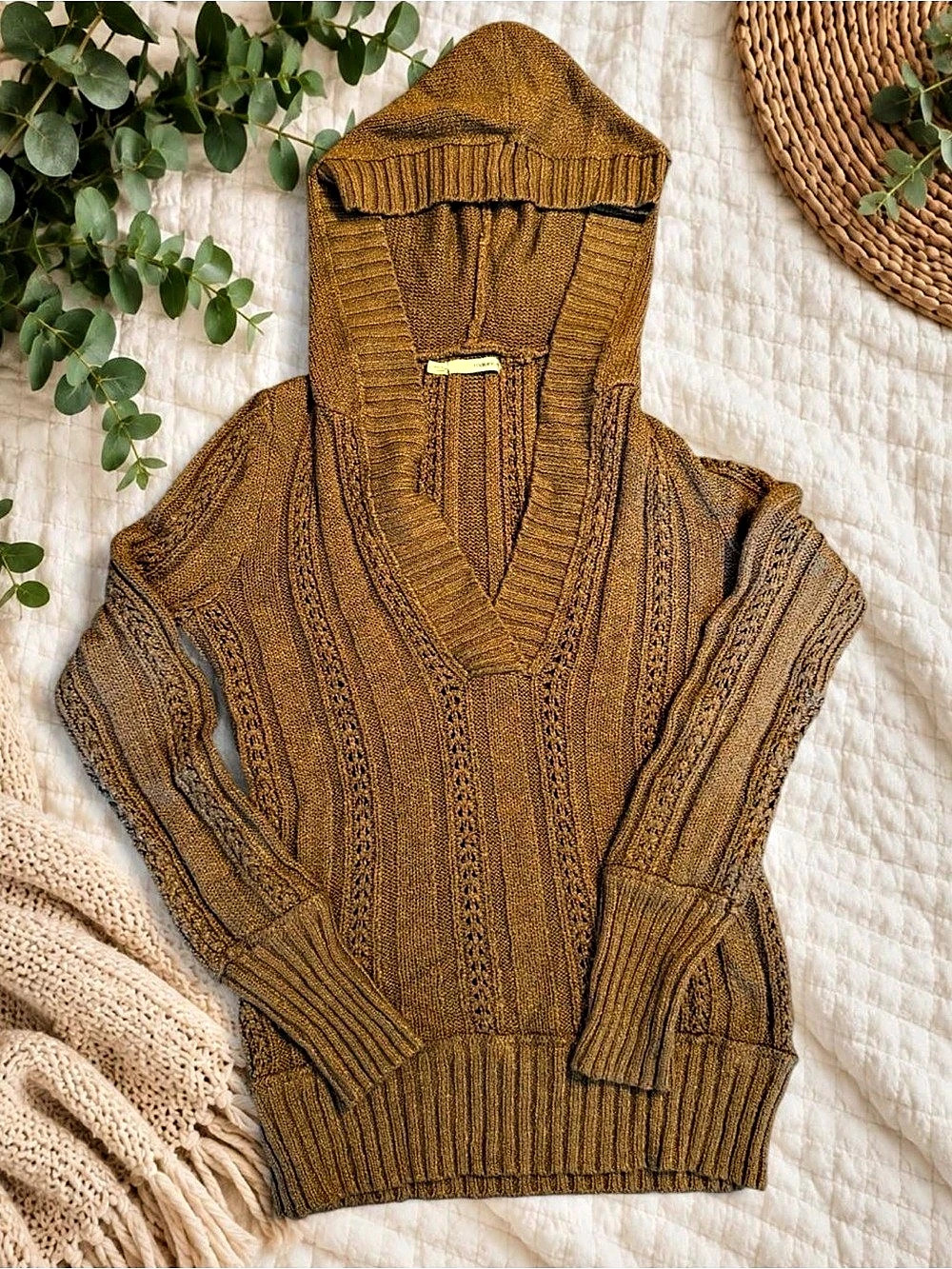 Maurices Camel Hooded V-Neck Knit Sweater Large Y2K Lightweight